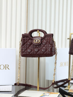 Dior 2026 New Original Grade Burgundy Chain Handbag