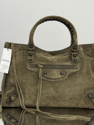 Balenciaga Motorcycle Bag | A Retro Street Style Must-Have