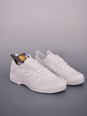 Arc'teryx Men's Trail Running Shoes with Overlay and Breathability