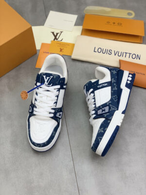 2023 Louis Vuitton LV Trainer Fashion Show